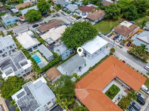 1028 SW 9th Avenue Miami FL 33130