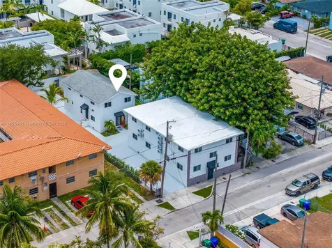 1028 SW 9th Avenue Miami FL 33130
