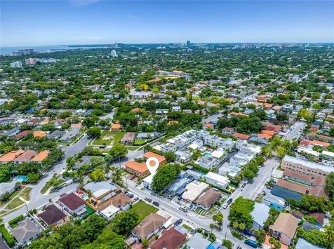 1028 SW 9th Avenue Miami FL 33130