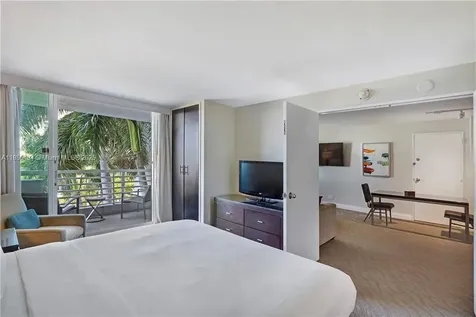 2670 E Sunrise Boulevard Fort Lauderdale FL 33304