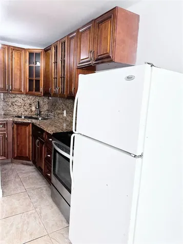 38 Edmund Road West Park FL 33023