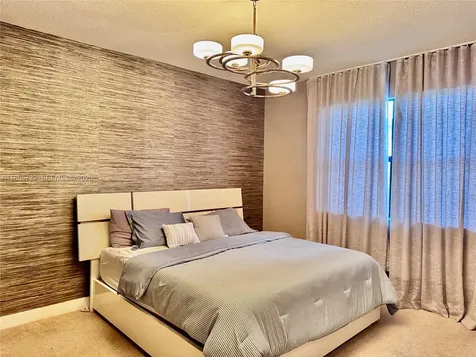 7924 NW 105th Avenue Doral FL 33178
