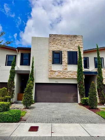 7924 NW 105th Avenue Doral FL 33178