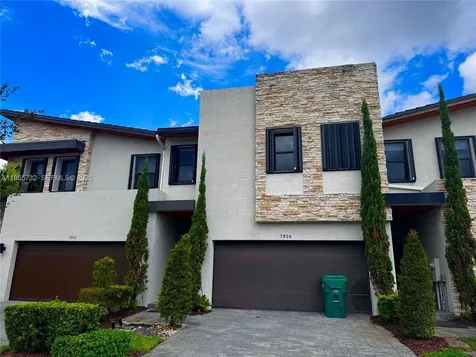 7924 NW 105th Avenue Doral FL 33178