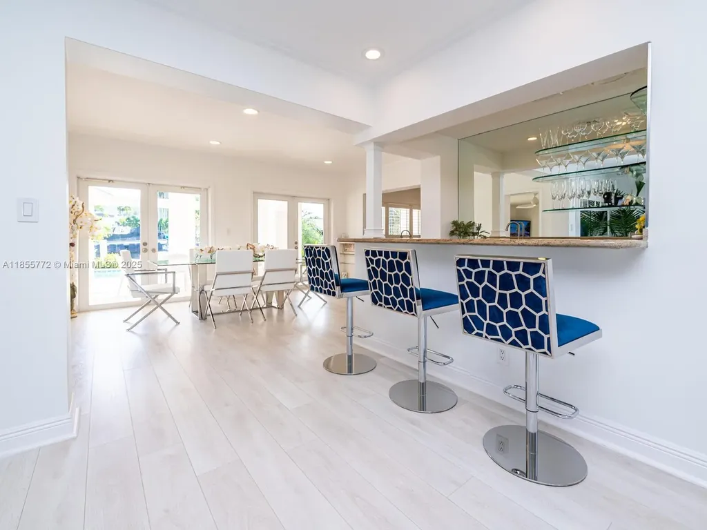 2118 NE 15th Street Fort Lauderdale FL 33304