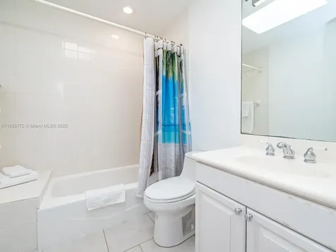 2118 NE 15th Street Fort Lauderdale FL 33304