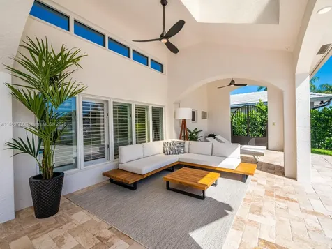 2118 NE 15th Street Fort Lauderdale FL 33304