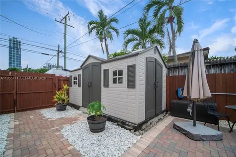 3715 SW 29th Street Miami FL 33134