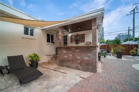 3715 SW 29th Street Miami FL 33134