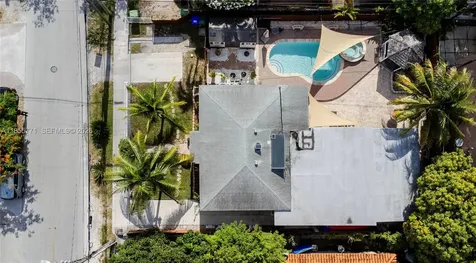 3715 SW 29th Street Miami FL 33134