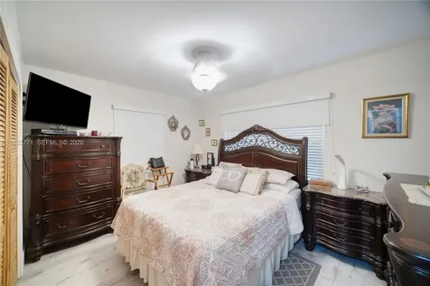3715 SW 29th Street Miami FL 33134