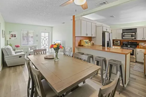 7550 SW 28th Street Road Miami FL 33155