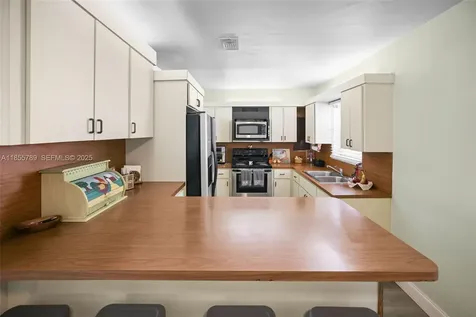 7550 SW 28th Street Road Miami FL 33155