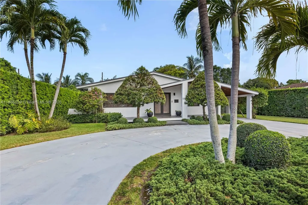 5830 SW 45th Terrace Miami FL 33155