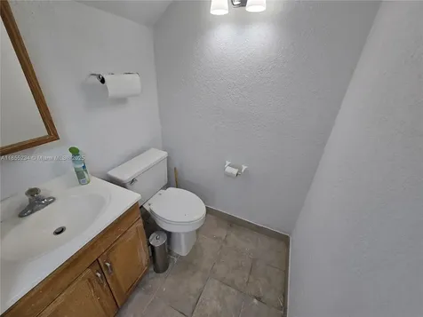 7800 W Oakland Park Boulevard Sunrise FL 33351
