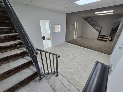 7800 W Oakland Park Boulevard Sunrise FL 33351