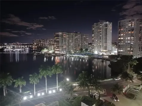 2801 NE 183rd Street Aventura FL 33160