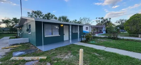 3147 Economy Fort Myers FL 33916