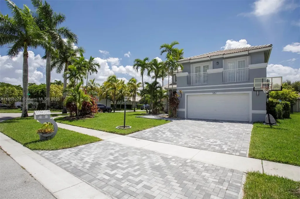 331 NW 189th Terrace Pembroke Pines FL 33029