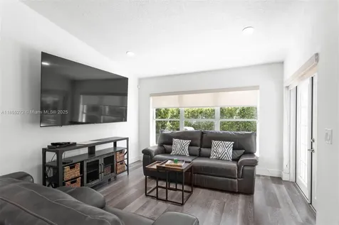 331 NW 189th Terrace Pembroke Pines FL 33029