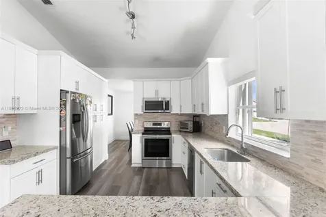 331 NW 189th Terrace Pembroke Pines FL 33029