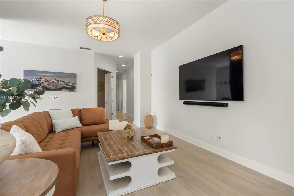 4605 Hammock Circle Delray Beach FL 33445