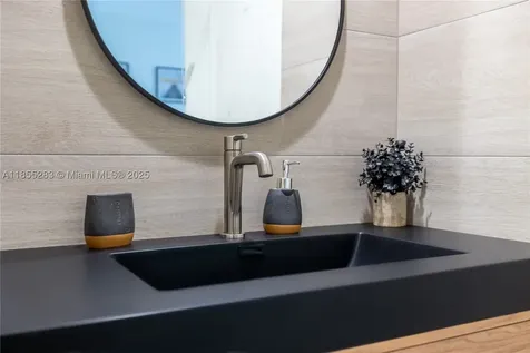 3255 NE 184th Street Aventura FL 33160