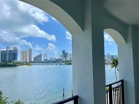 3255 NE 184th Street Aventura FL 33160