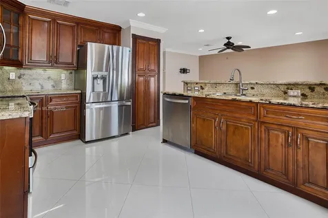 18701 NW 11th Street Pembroke Pines FL 33029
