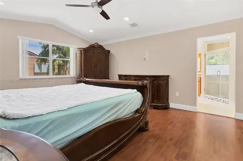 18701 NW 11th Street Pembroke Pines FL 33029
