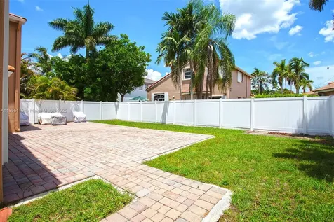 18701 NW 11th Street Pembroke Pines FL 33029