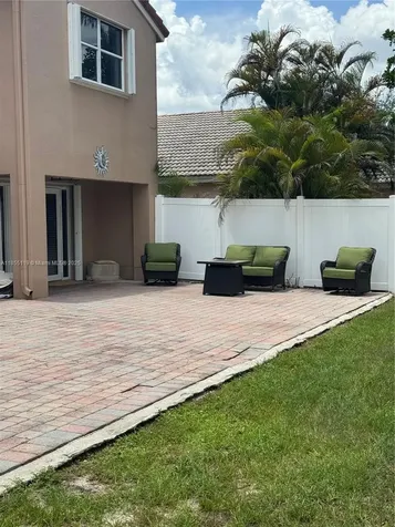 18701 NW 11th Street Pembroke Pines FL 33029