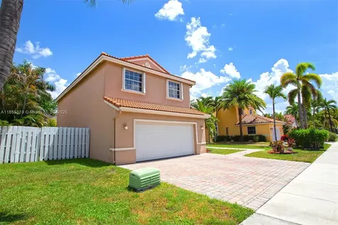 18701 NW 11th Street Pembroke Pines FL 33029