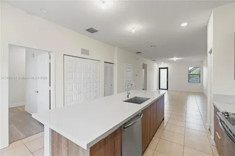 7831 NW 104th Avenue Doral FL 33178