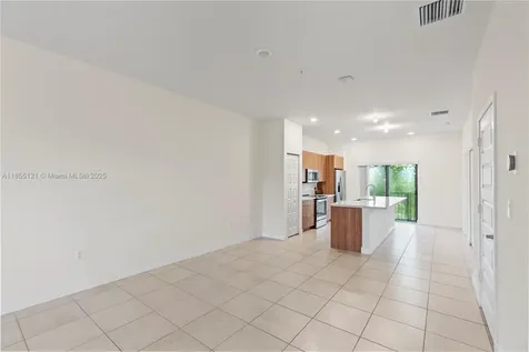 7831 NW 104th Avenue Doral FL 33178