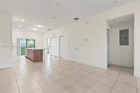 7831 NW 104th Avenue Doral FL 33178