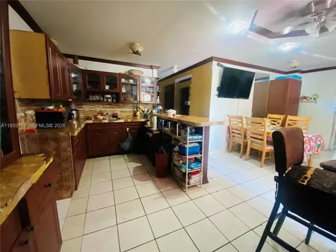 8355 NW 32nd Avenue Miami FL 33147