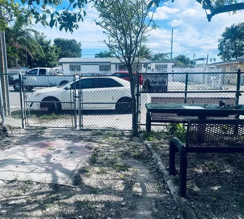 8355 NW 32nd Avenue Miami FL 33147