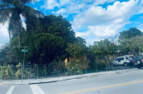 8355 NW 32nd Avenue Miami FL 33147