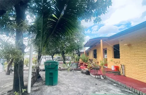 8355 NW 32nd Avenue Miami FL 33147