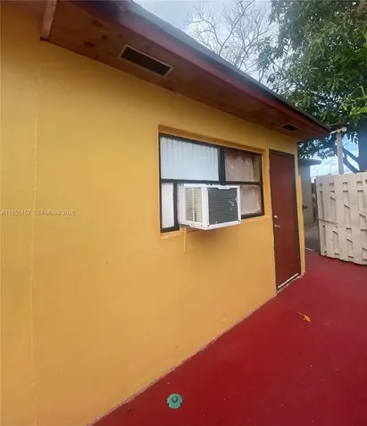 8355 NW 32nd Avenue Miami FL 33147