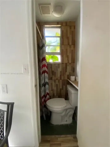 8355 NW 32nd Avenue Miami FL 33147