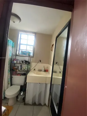 8355 NW 32nd Avenue Miami FL 33147