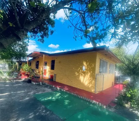 8355 NW 32nd Avenue Miami FL 33147