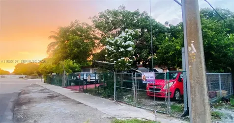 8355 NW 32nd Avenue Miami FL 33147