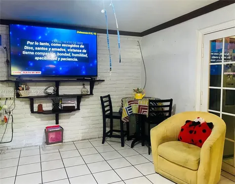 8355 NW 32nd Avenue Miami FL 33147