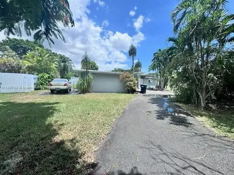 10525 SW 112th Street Miami FL 33176