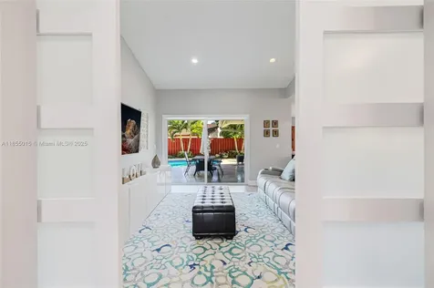 16780 Redwood Way Weston FL 33326