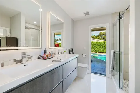 16780 Redwood Way Weston FL 33326