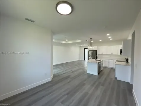 1137 Damen Street E Lehigh Acres FL 33974